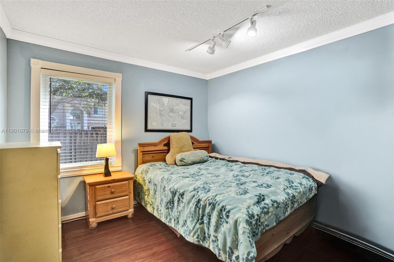 FLAMINGO ESTATES - Residential