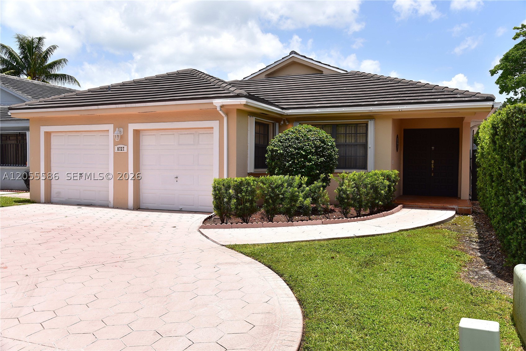 8727 NW 150th Ter