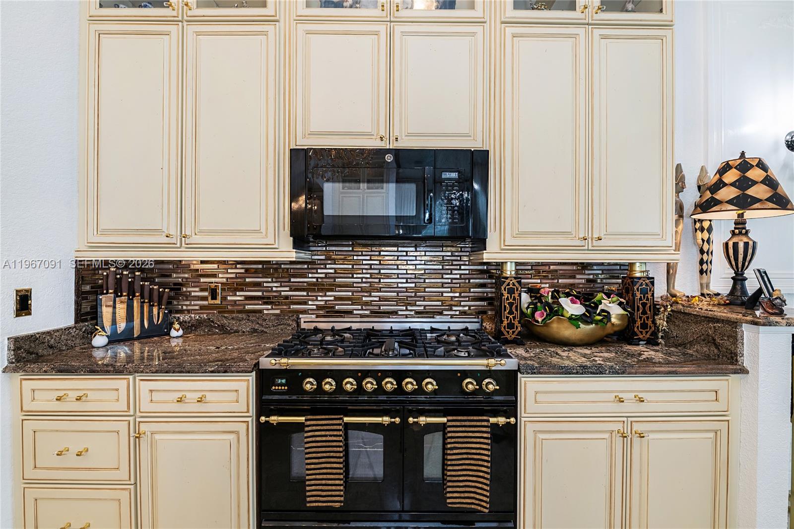 REUNION PALMER AND WATSON - Residential