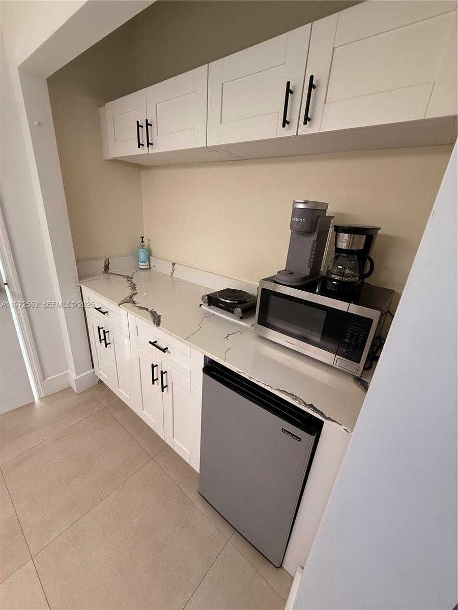 TAMIAMI HIGHLANDS - Residential