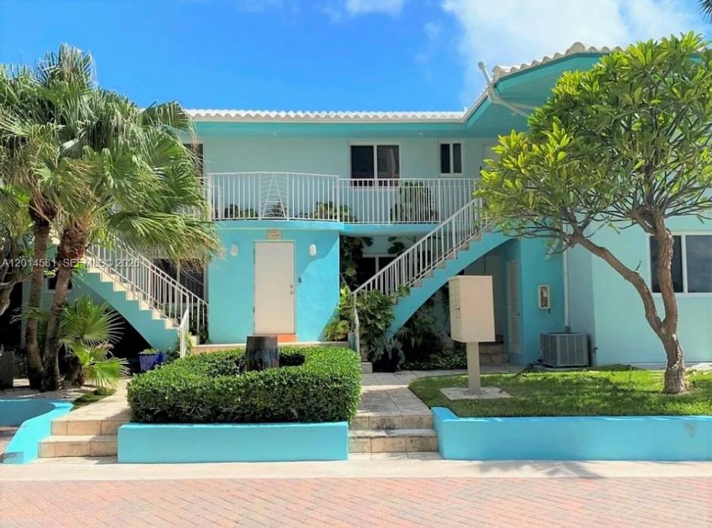 Photo of 3400 N Surf Rd #1, Hollywood, FL 33019 (MLS # A12014581)