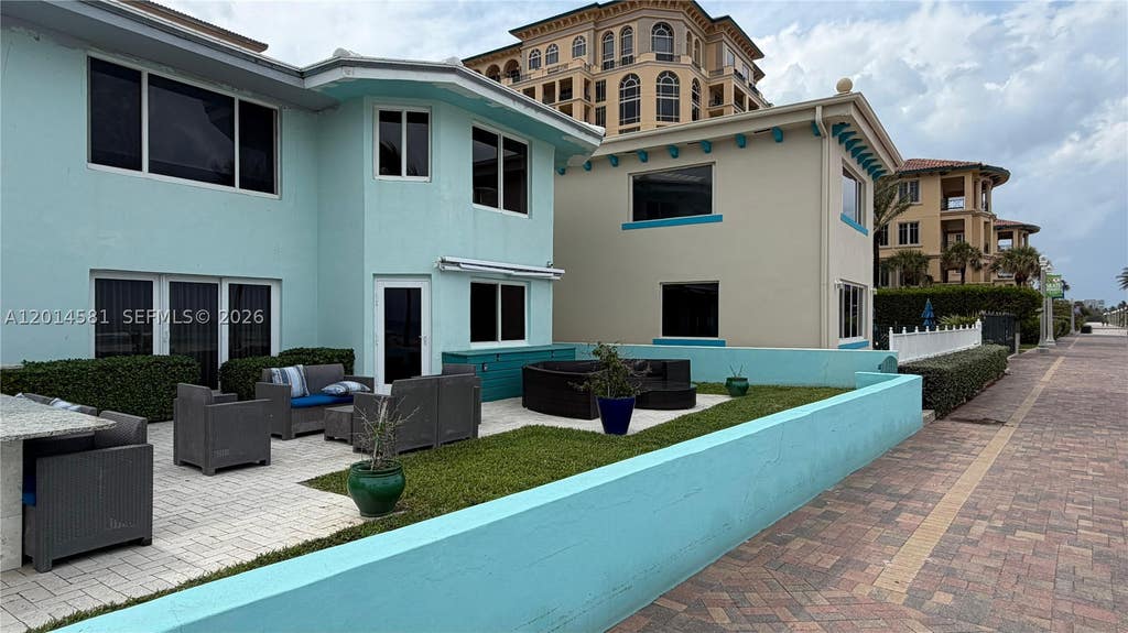 Photo of 3400 N Surf Rd #1, Hollywood, FL 33019 (MLS # A12014581)