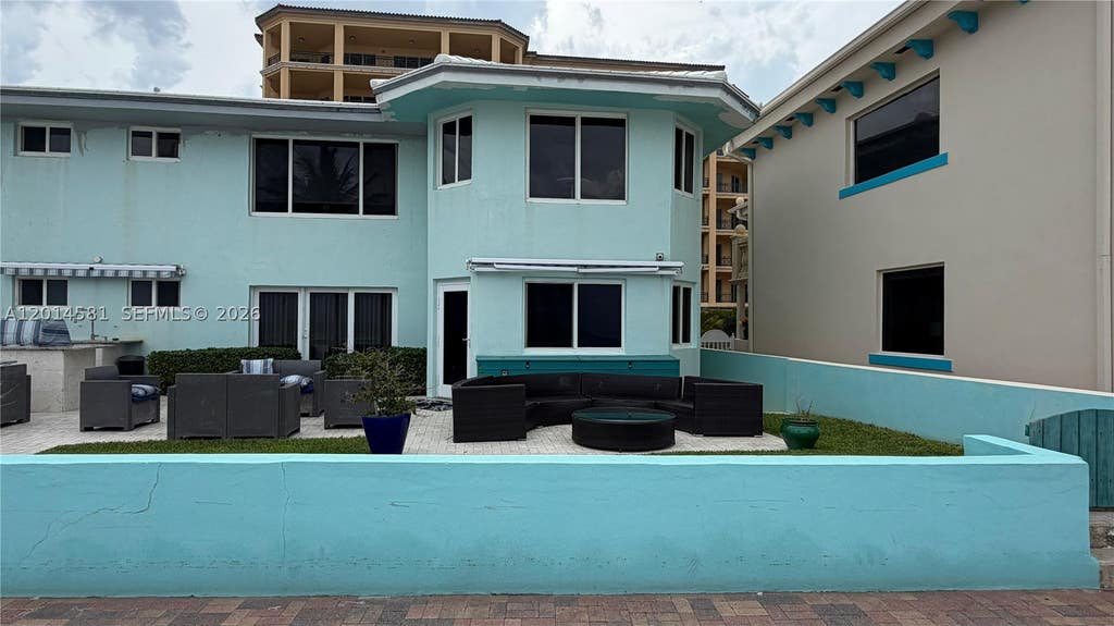 Photo of 3400 N Surf Rd #1, Hollywood, FL 33019 (MLS # A12014581)