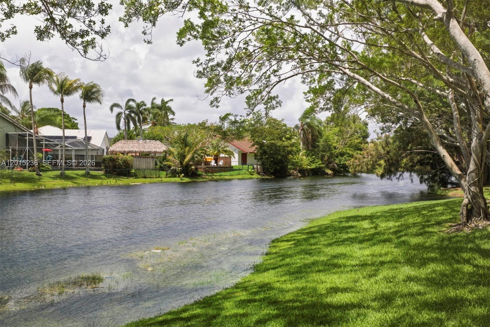 PALMS OF PEMBROKE CONDO - Residential