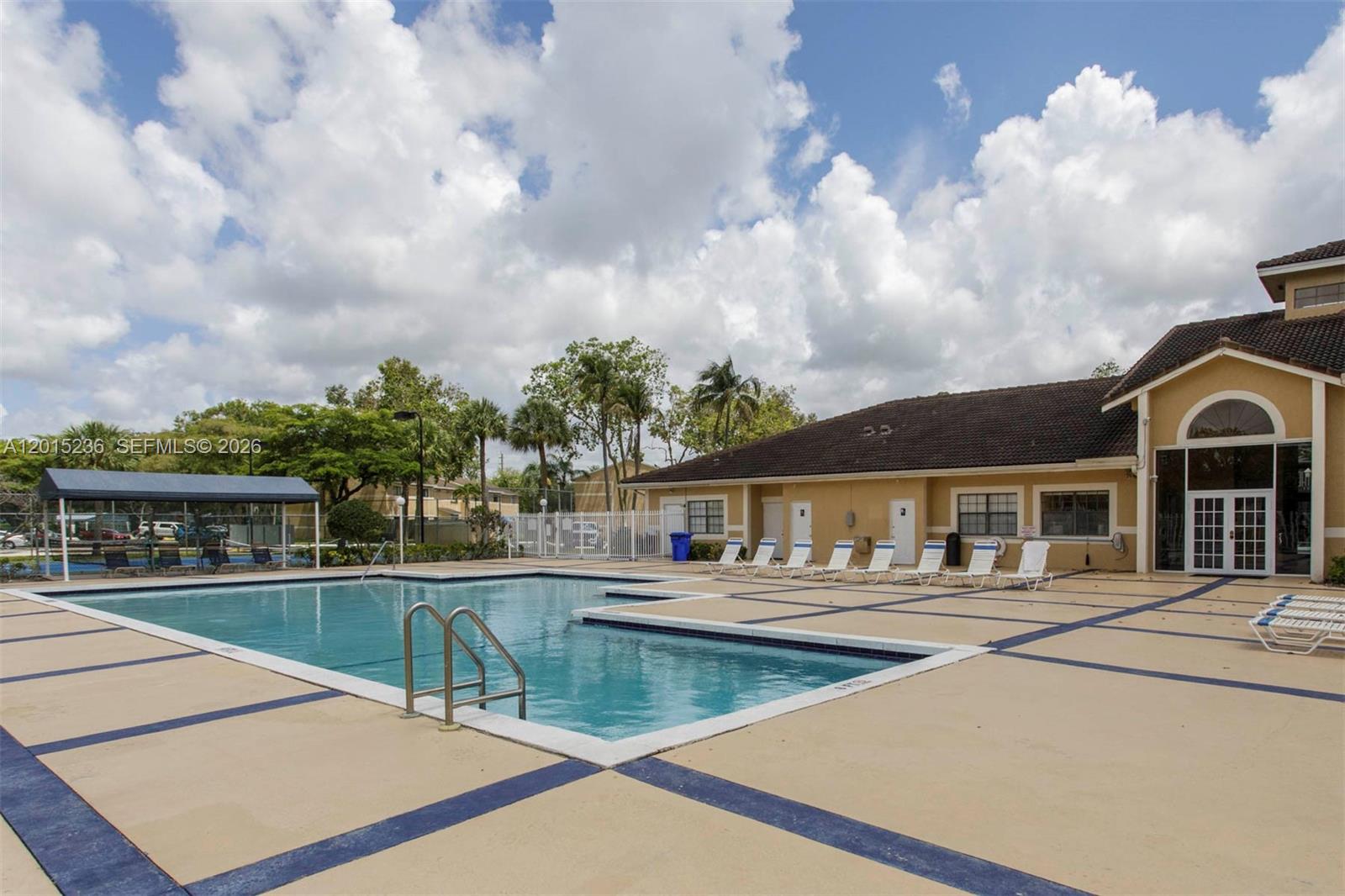 PALMS OF PEMBROKE CONDO - Residential