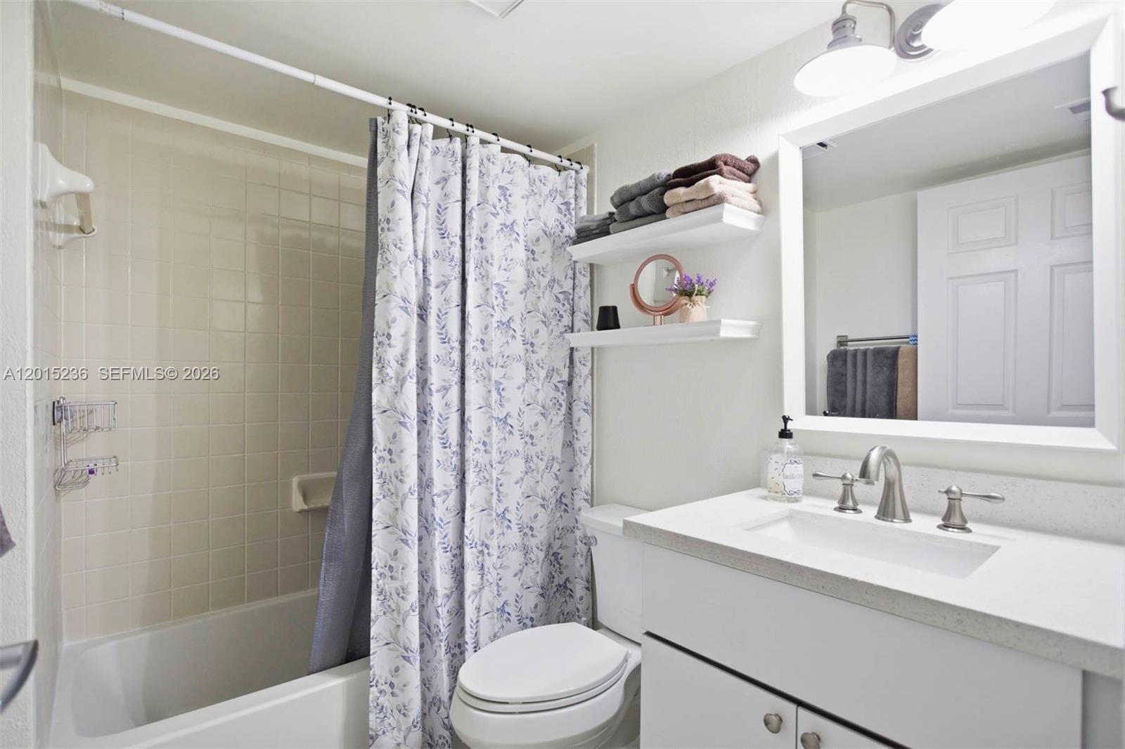 PALMS OF PEMBROKE CONDO - Residential
