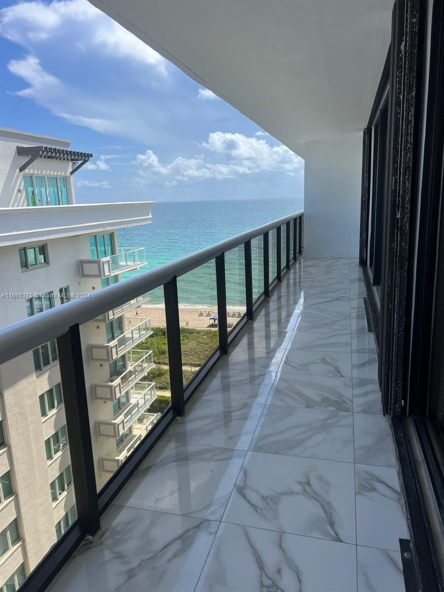2 bedroom at Surfside Beach, all tiled.Amenities includes gym, pool and full beach service. A+ Location. Walking distance to restaurants , Bal Harbour shopping, houses of worship and much more.
Don't miss this opportunity!! This could be the best buy in town!!