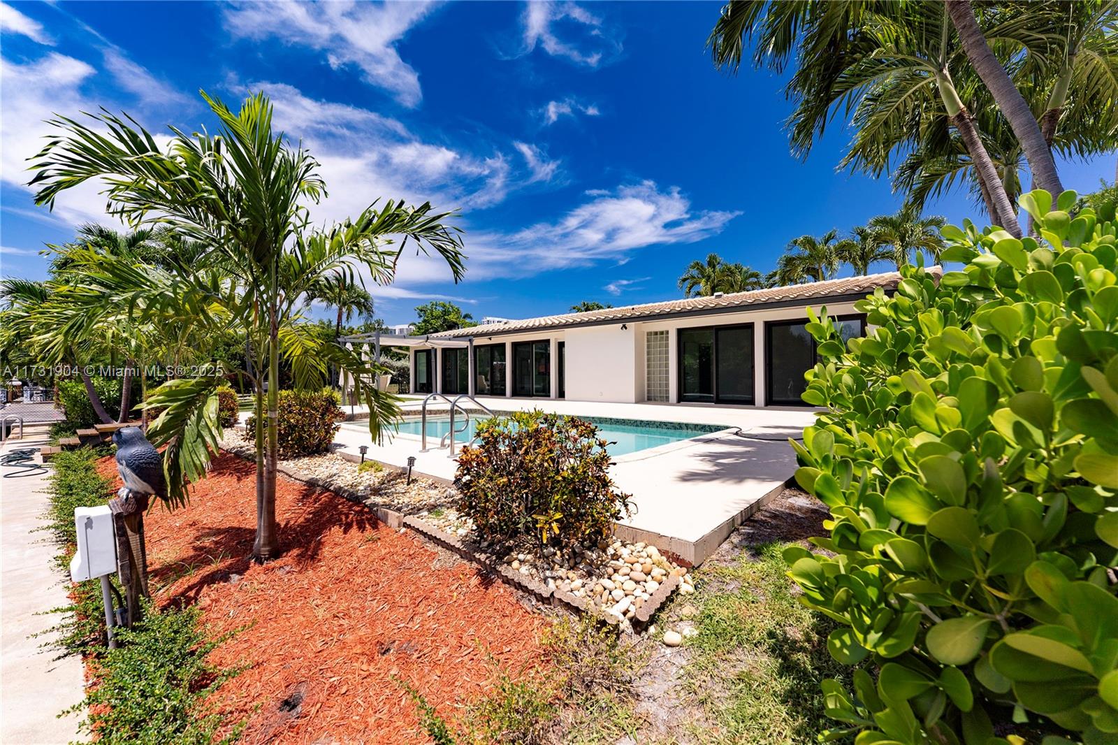 GOLDEN ISLES SEC - Residential Lease