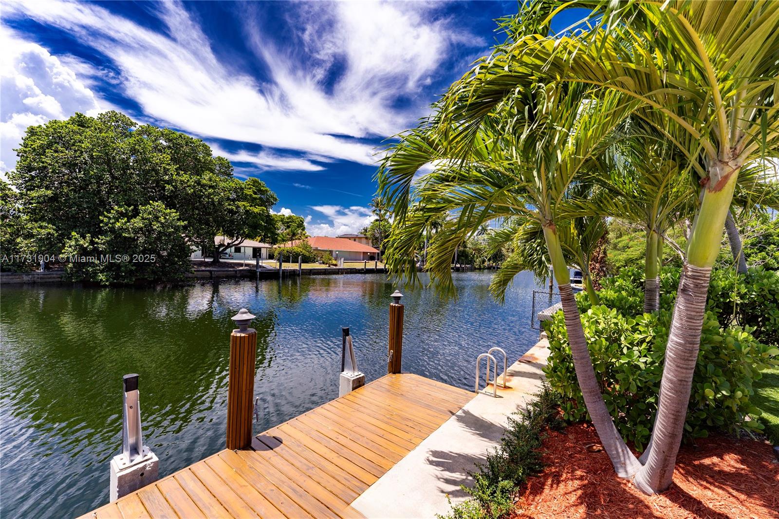 GOLDEN ISLES SEC - Residential Lease