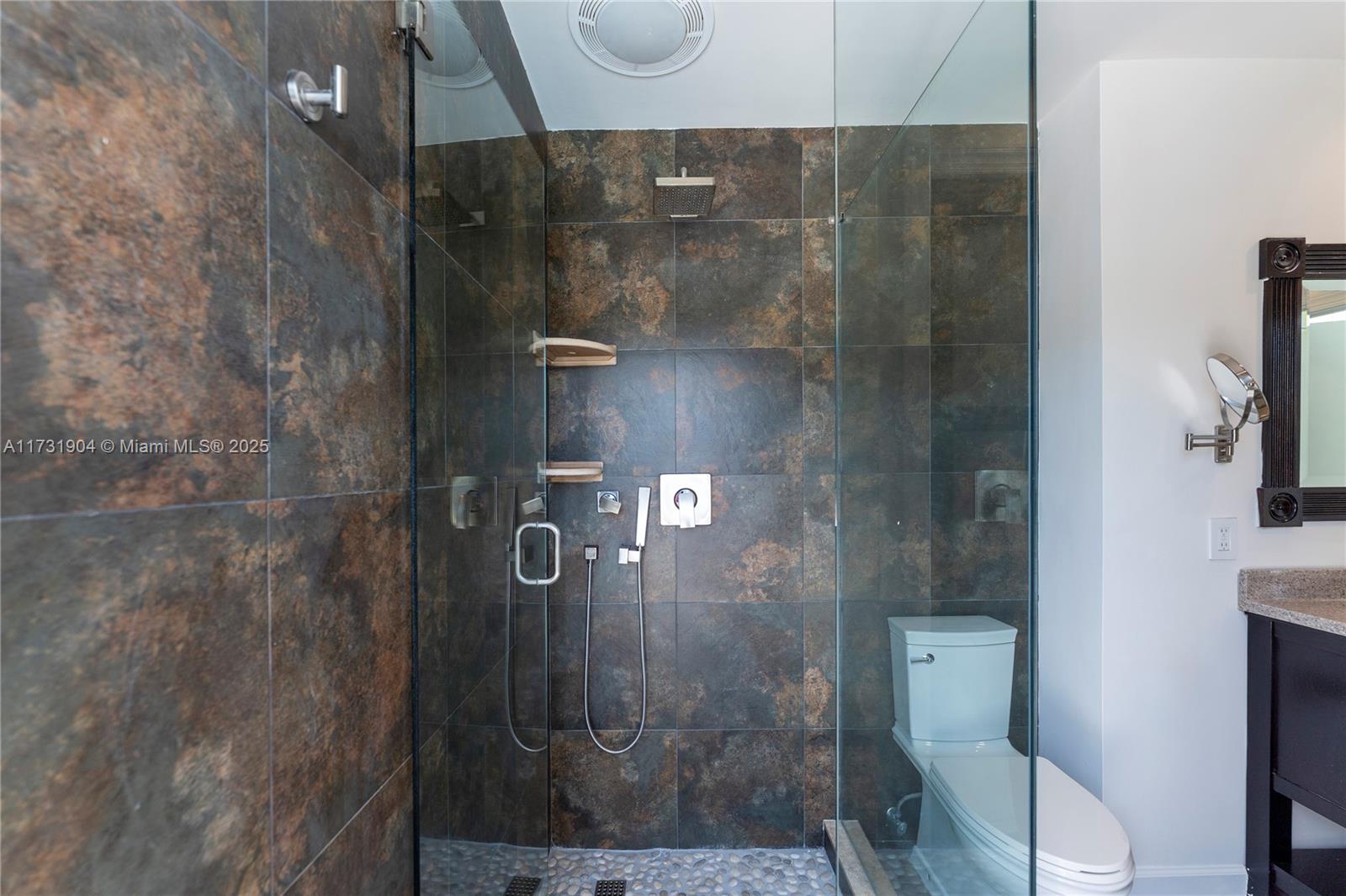 GOLDEN ISLES SEC - Residential Lease