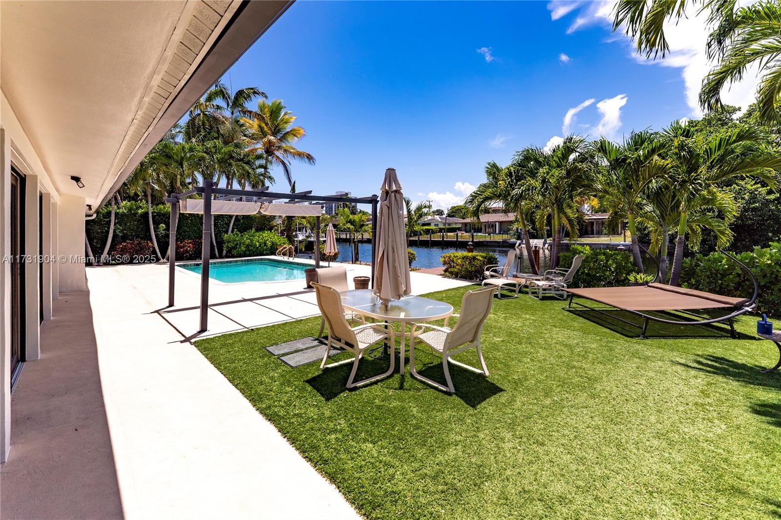 GOLDEN ISLES SEC - Residential Lease