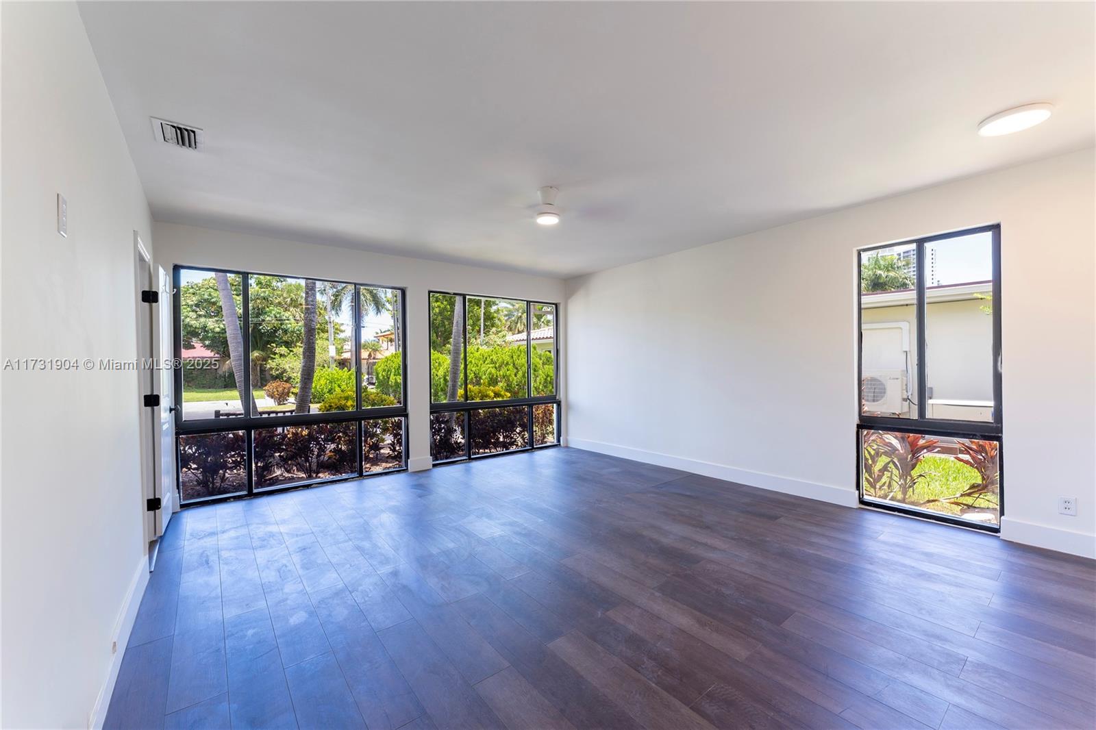 GOLDEN ISLES SEC - Residential Lease