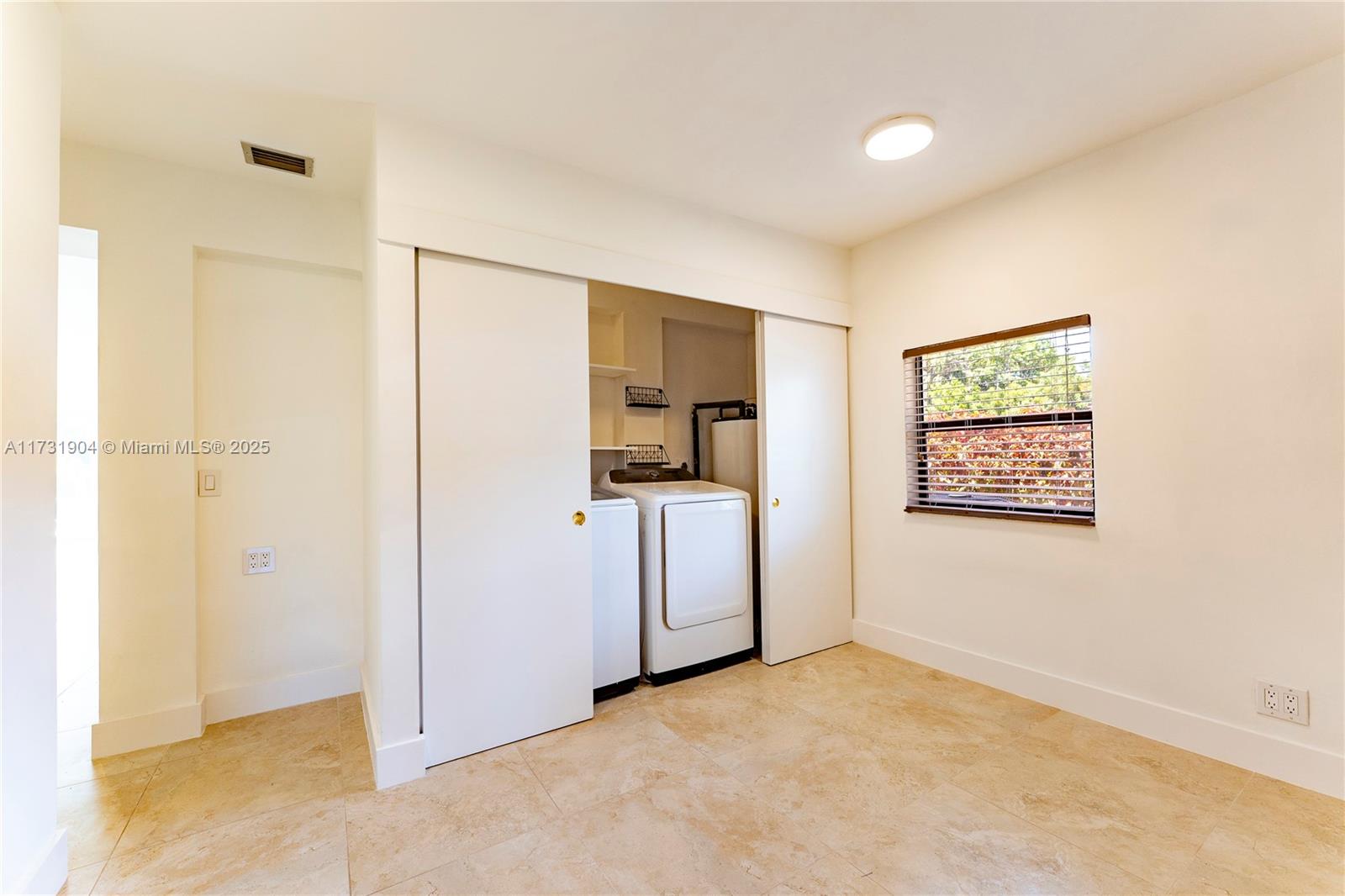 GOLDEN ISLES SEC - Residential Lease