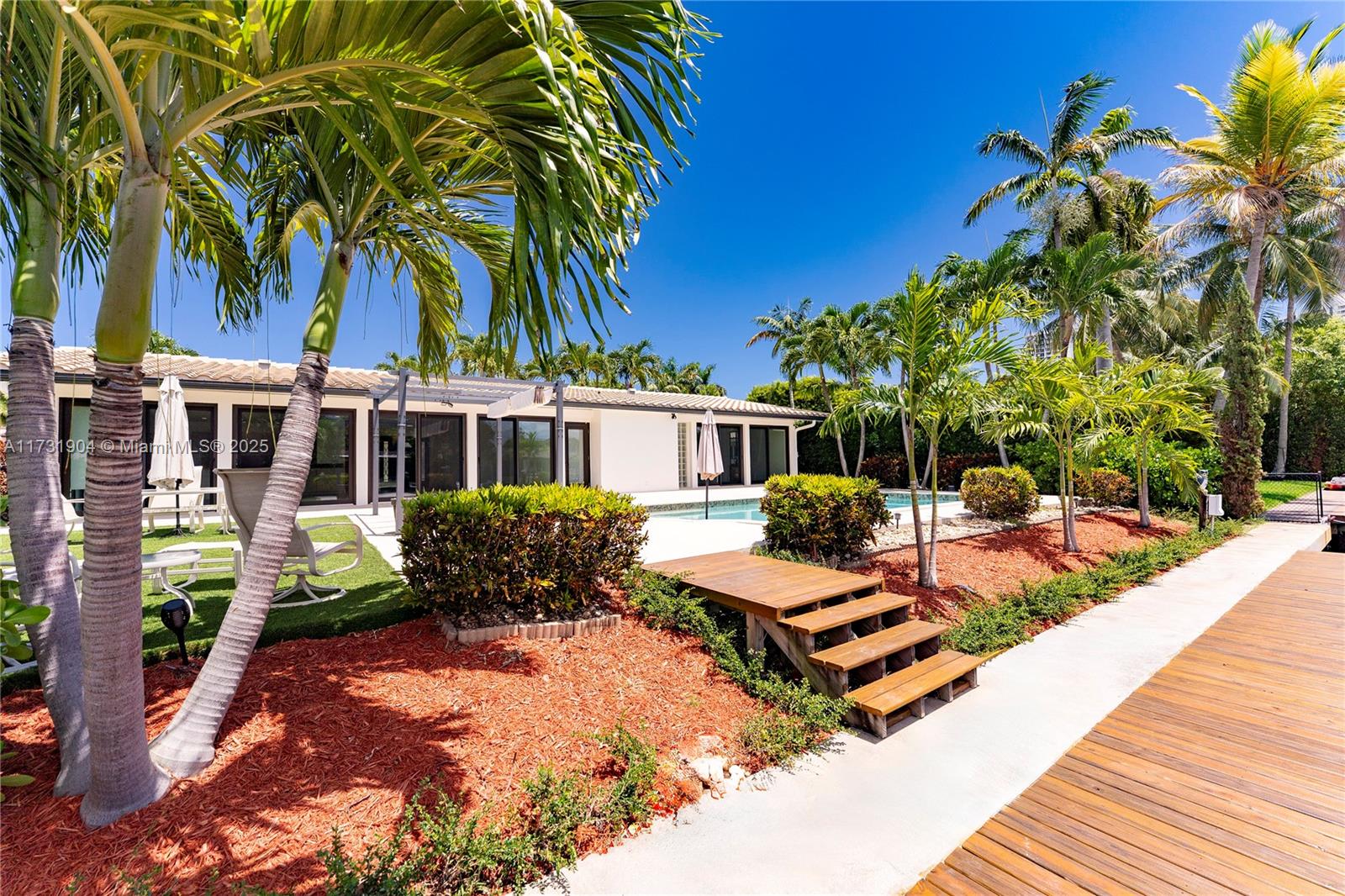 GOLDEN ISLES SEC - Residential Lease