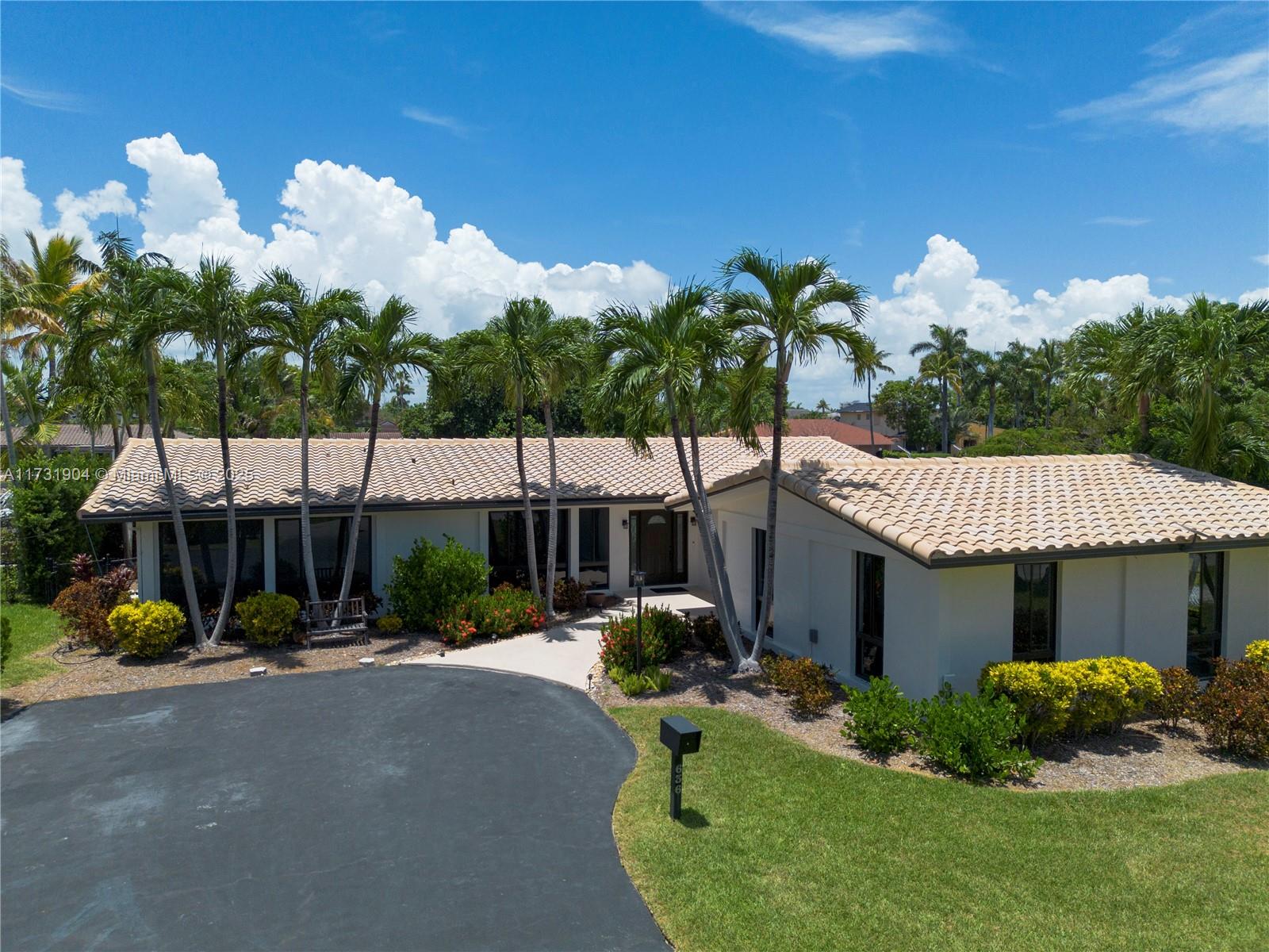 GOLDEN ISLES SEC - Residential Lease