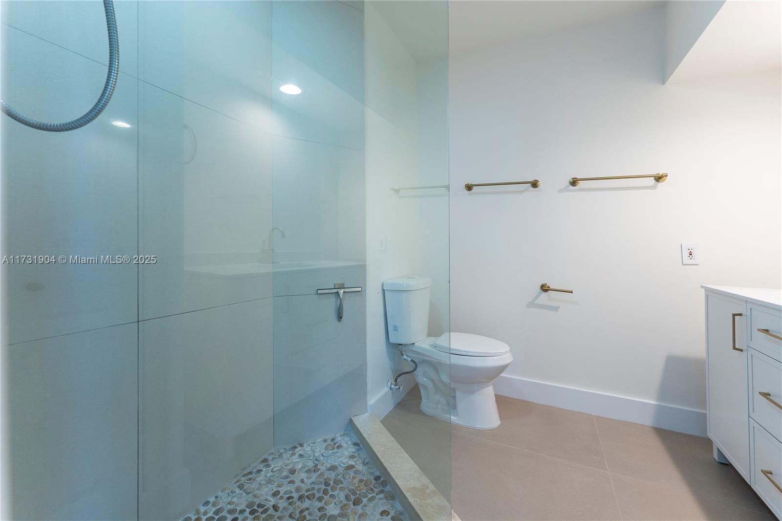 GOLDEN ISLES SEC - Residential Lease