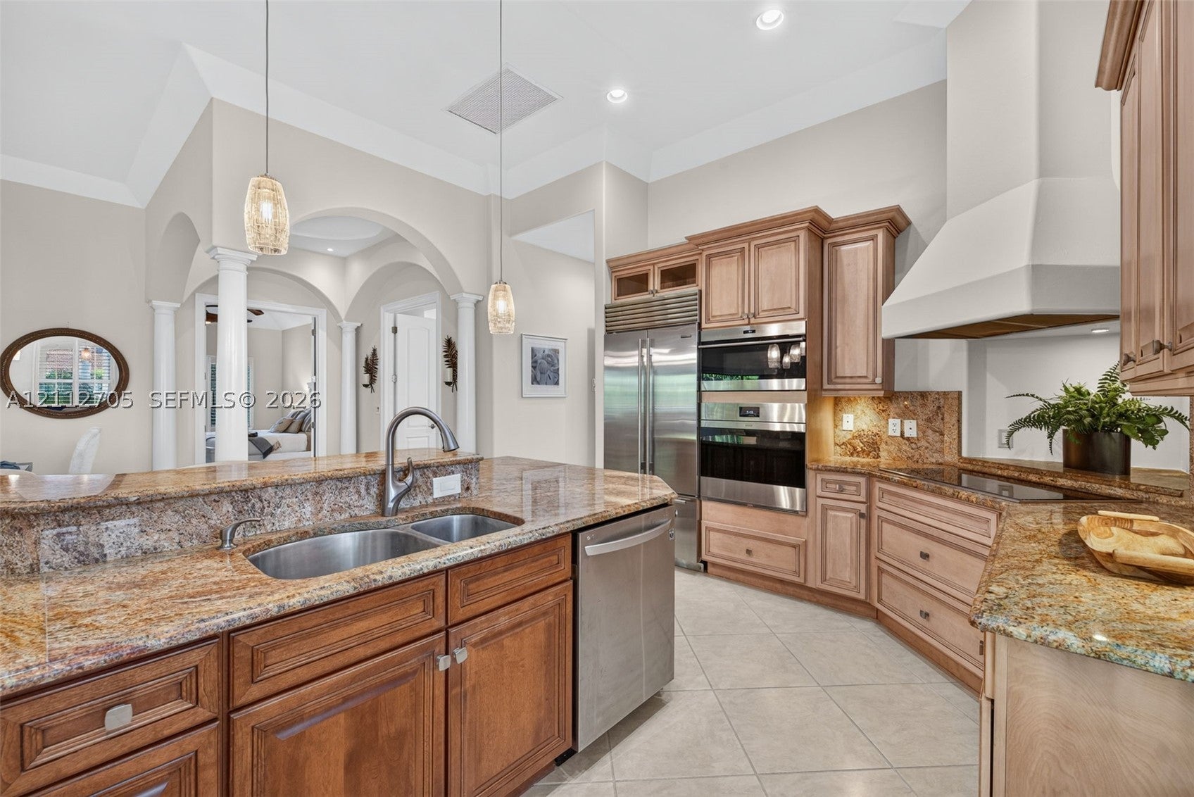 15600 Catalpa Cove Dr
