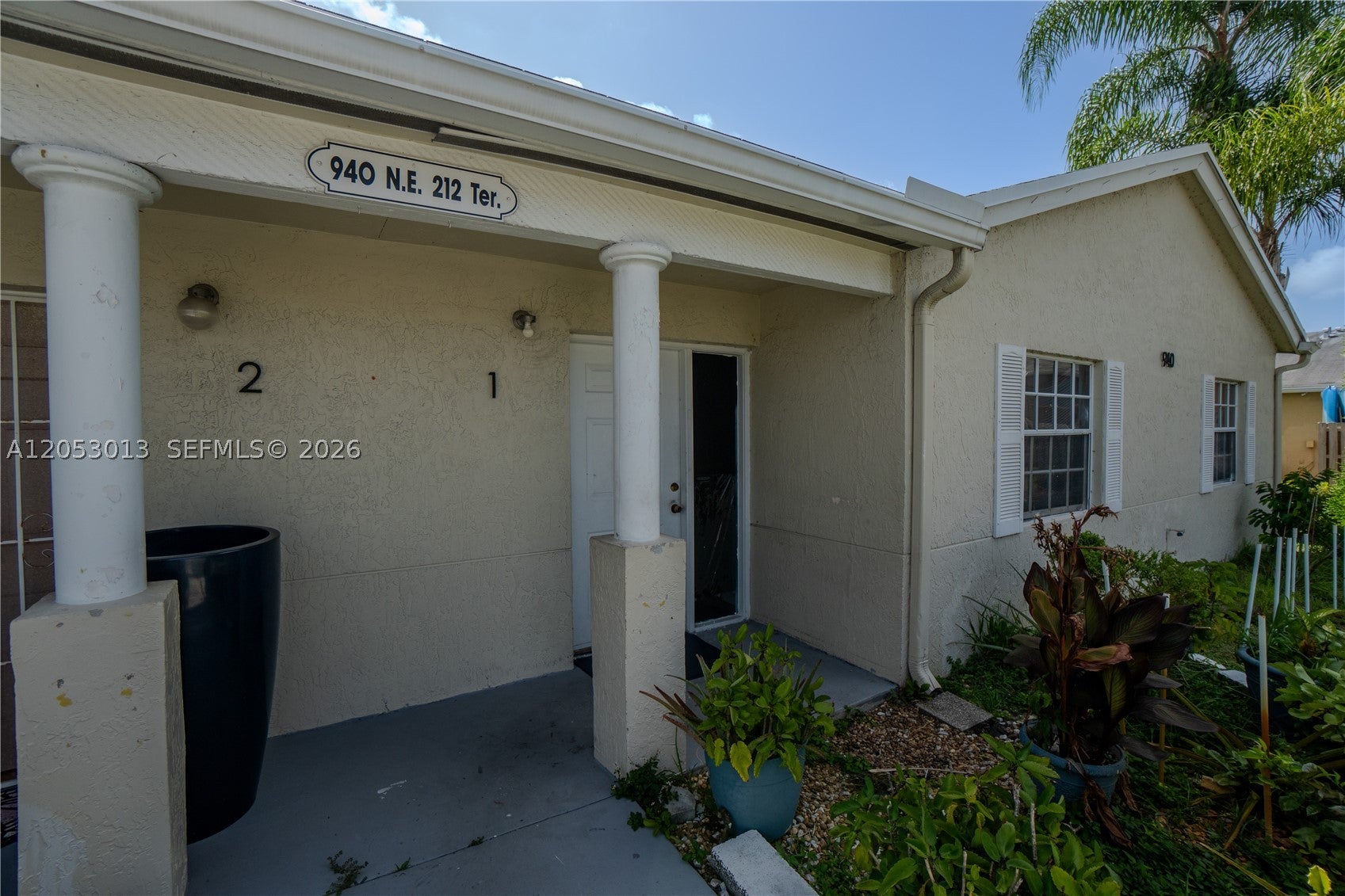 940 NE 212th Ter 940-01