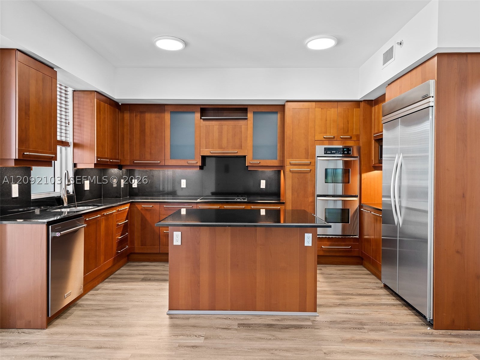 333 Las Olas Way 1909