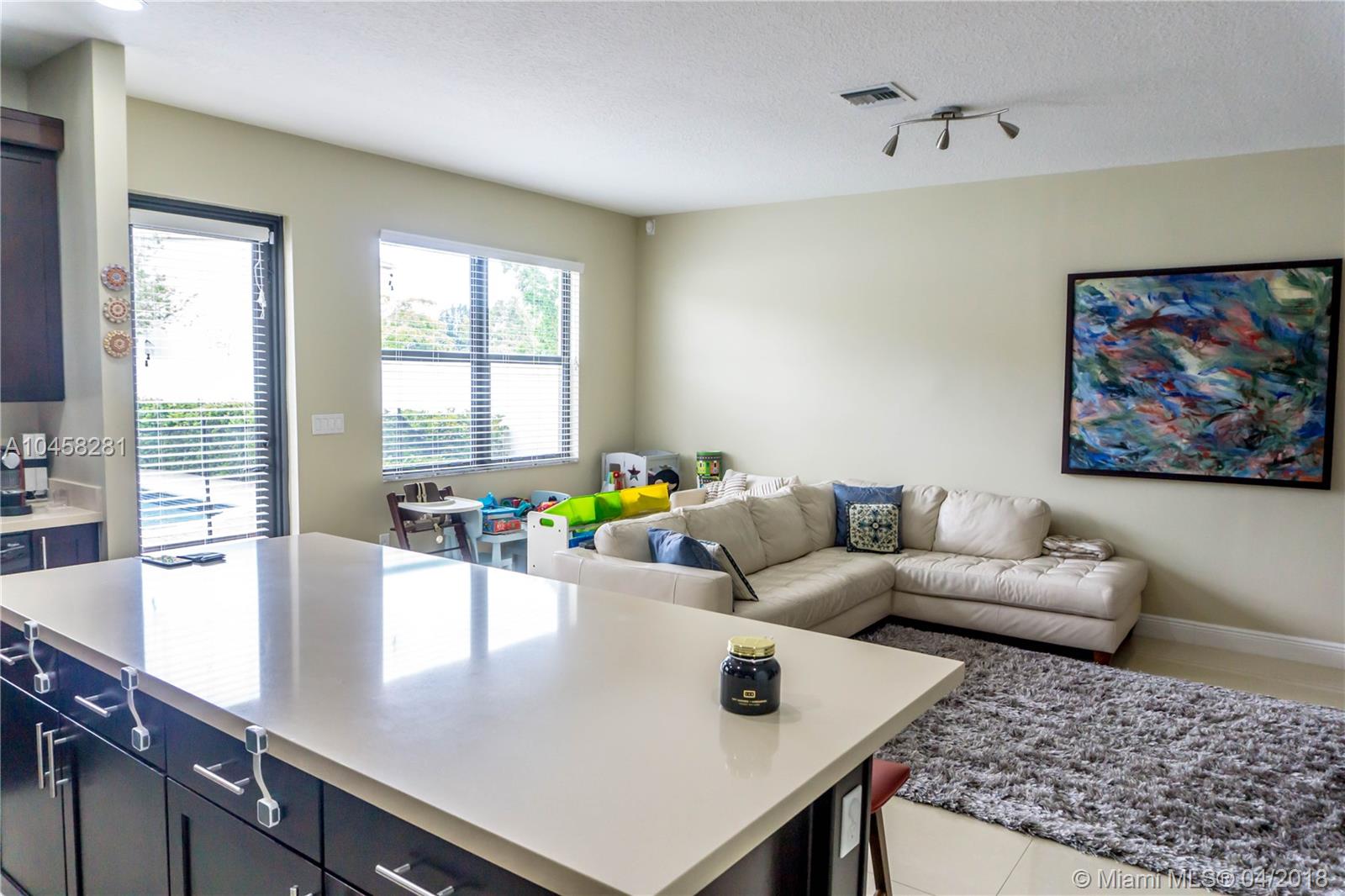 CHAMPION LAKES - Residential Lease