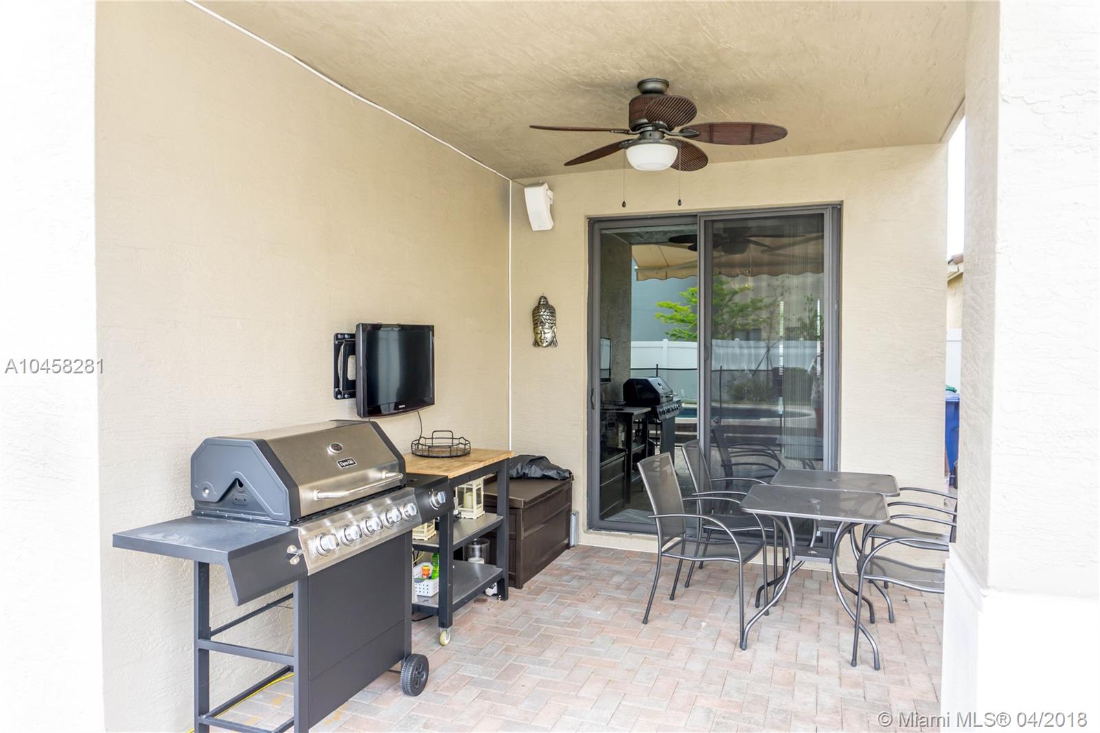 CHAMPION LAKES - Residential Lease