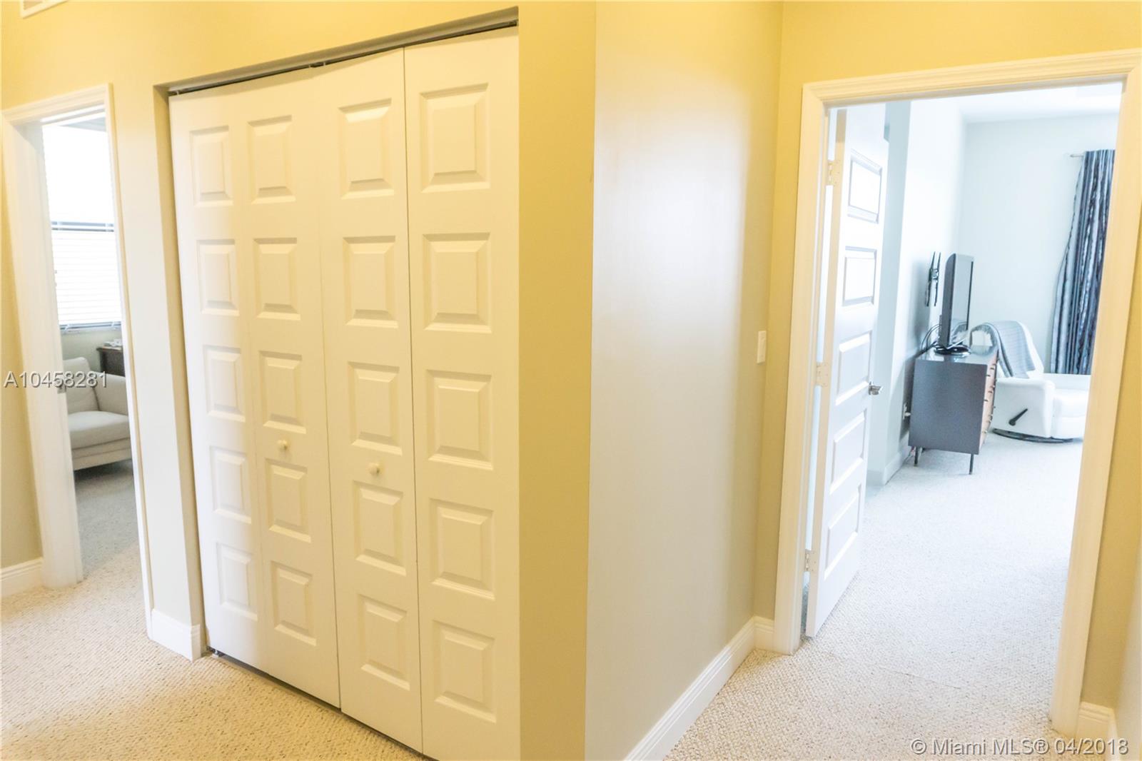 CHAMPION LAKES - Residential Lease