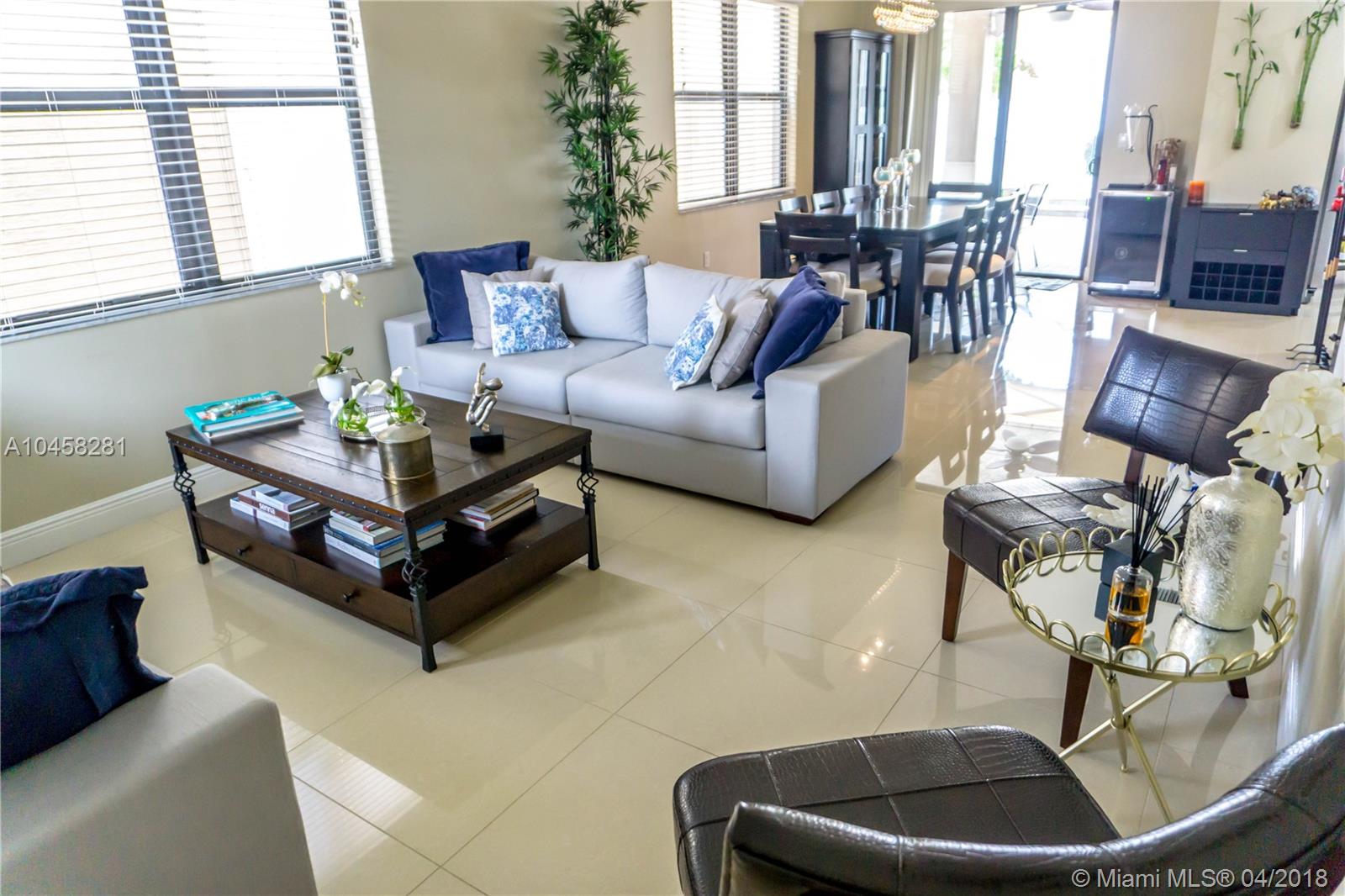 CHAMPION LAKES - Residential Lease