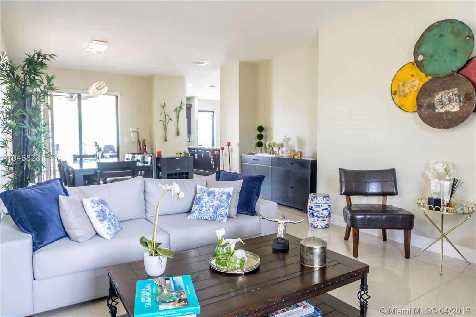 CHAMPION LAKES - Residential Lease