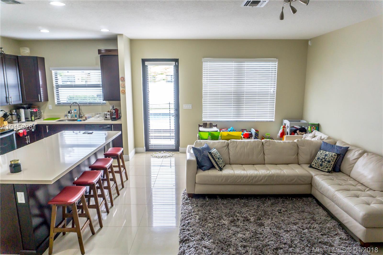 CHAMPION LAKES - Residential Lease