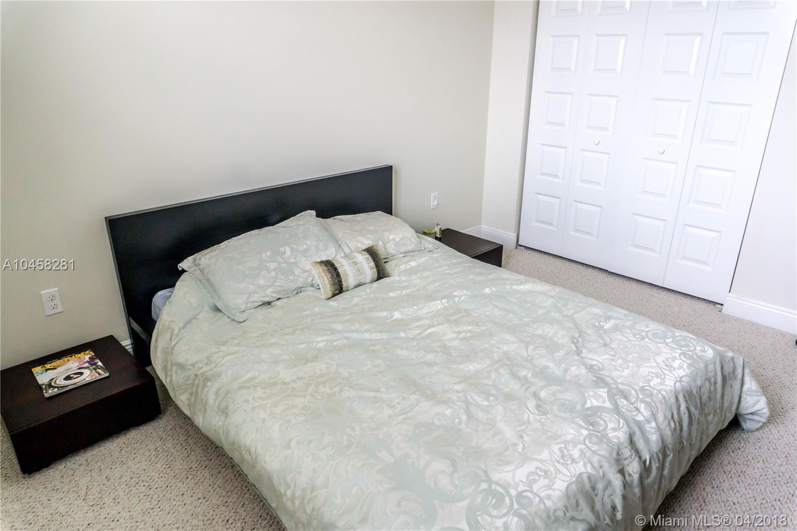 CHAMPION LAKES - Residential Lease