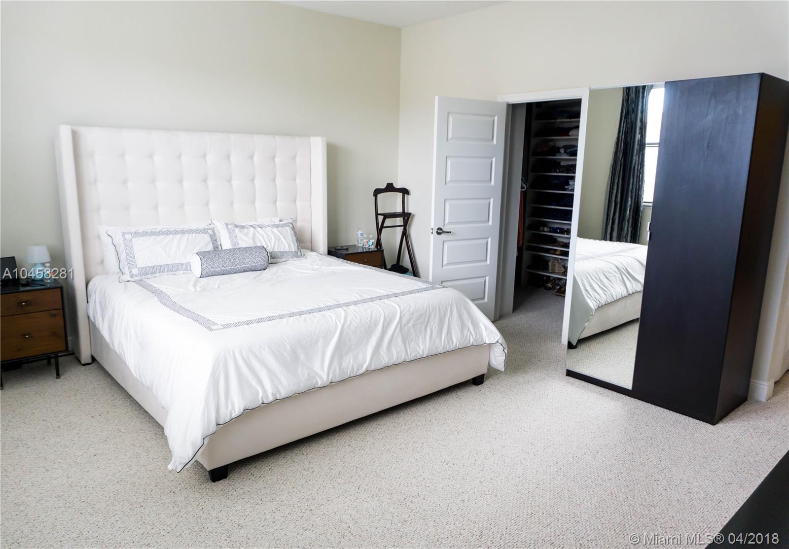 CHAMPION LAKES - Residential Lease