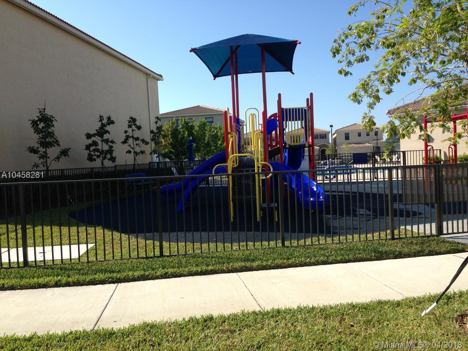 CHAMPION LAKES - Residential Lease