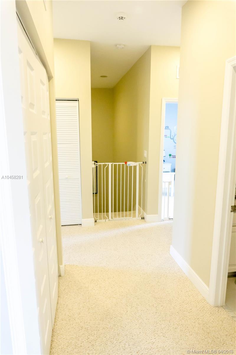 CHAMPION LAKES - Residential Lease