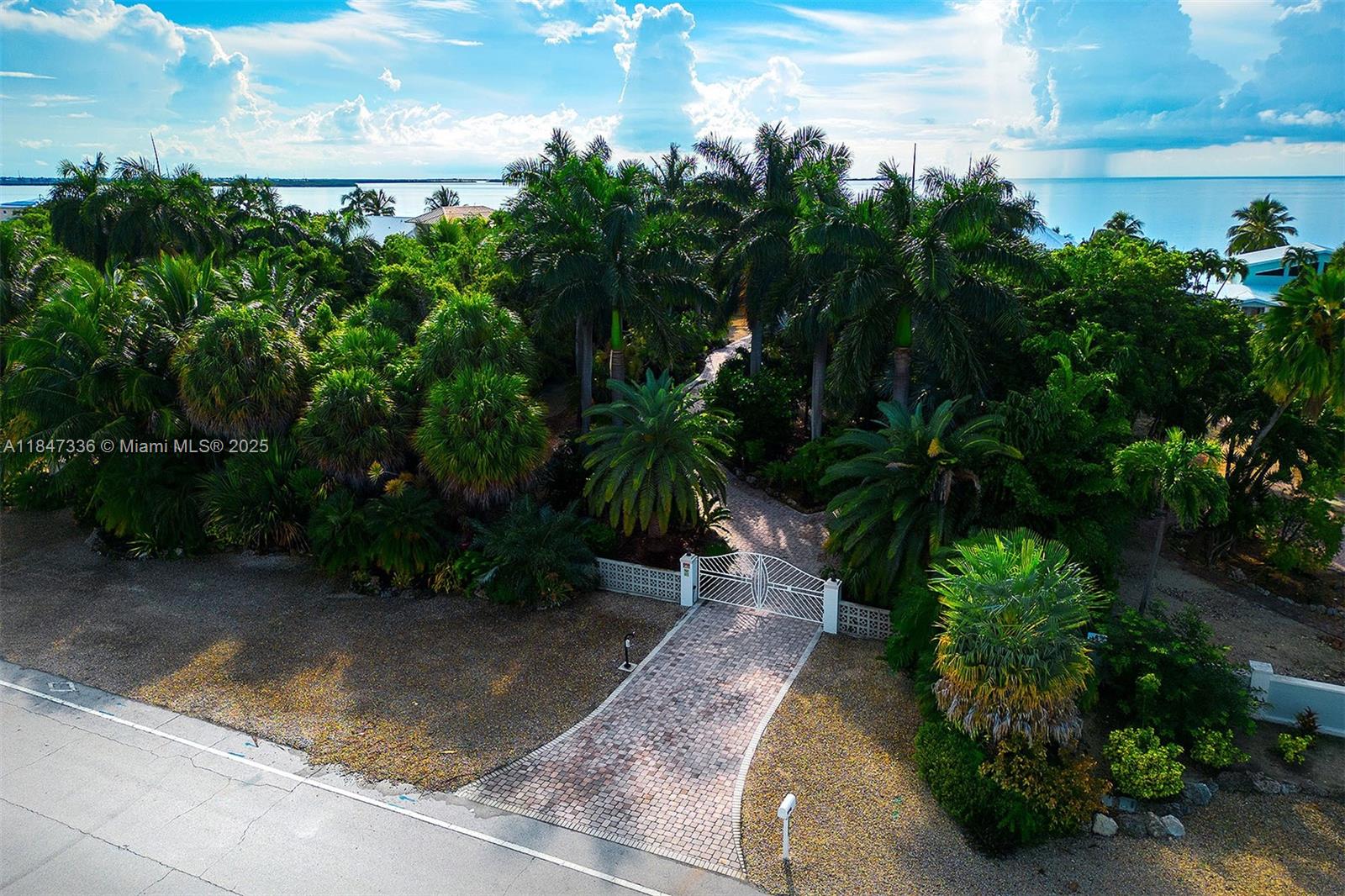 1151 Ocean Dr