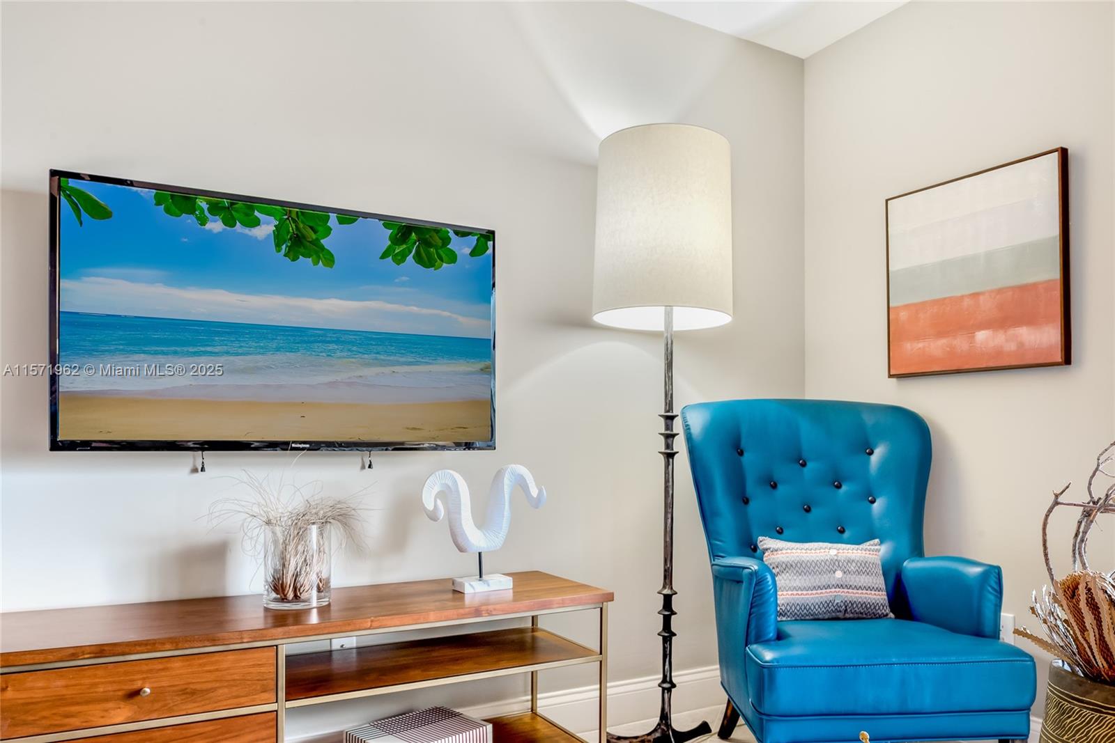 Mizner Court - Residential Lease