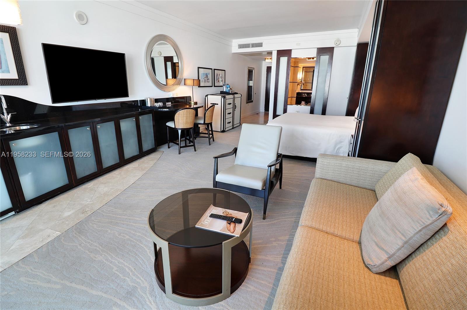 FONTAINEBLEAU III OCEAN C - Residential