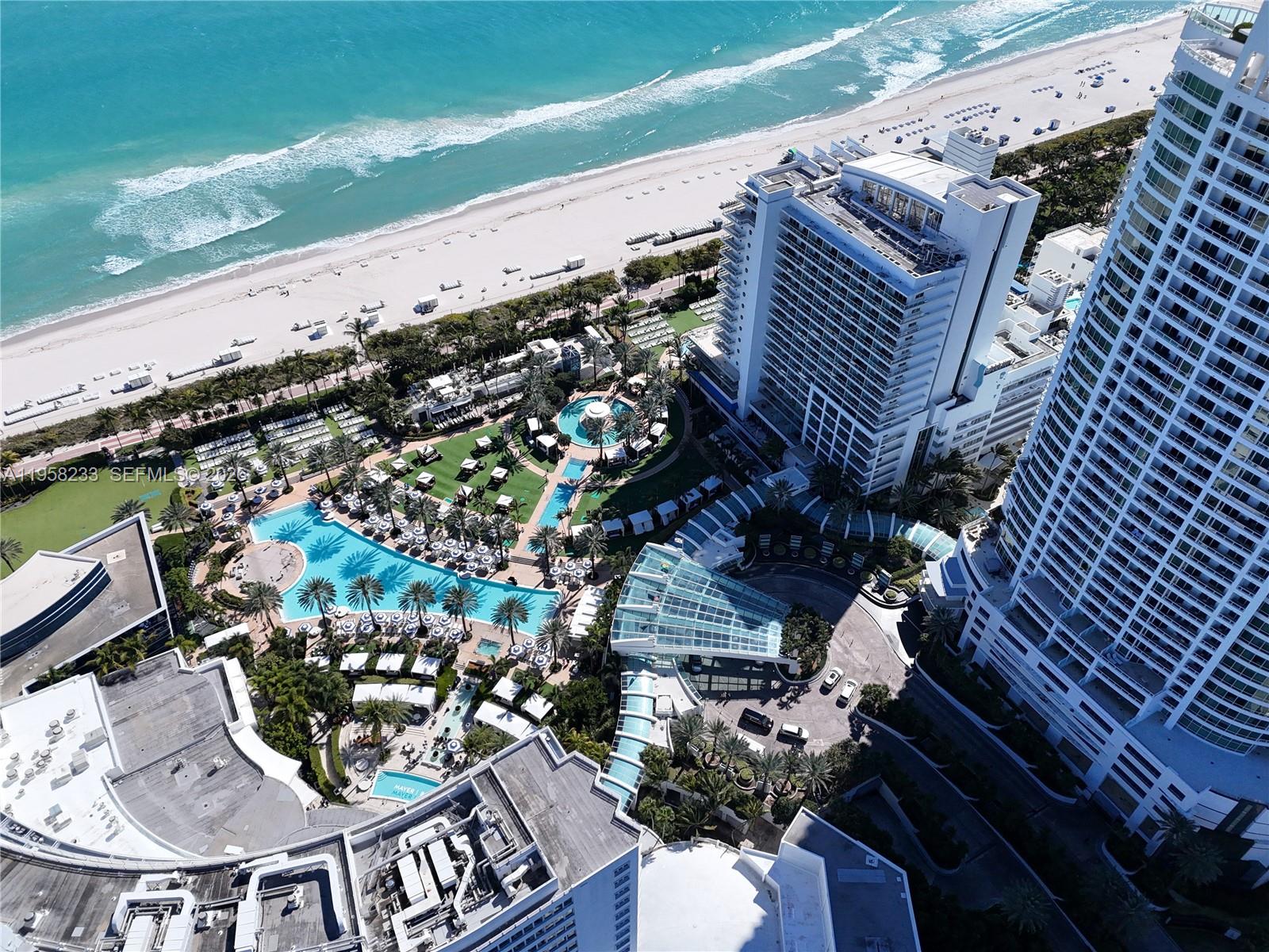 FONTAINEBLEAU III OCEAN C - Residential