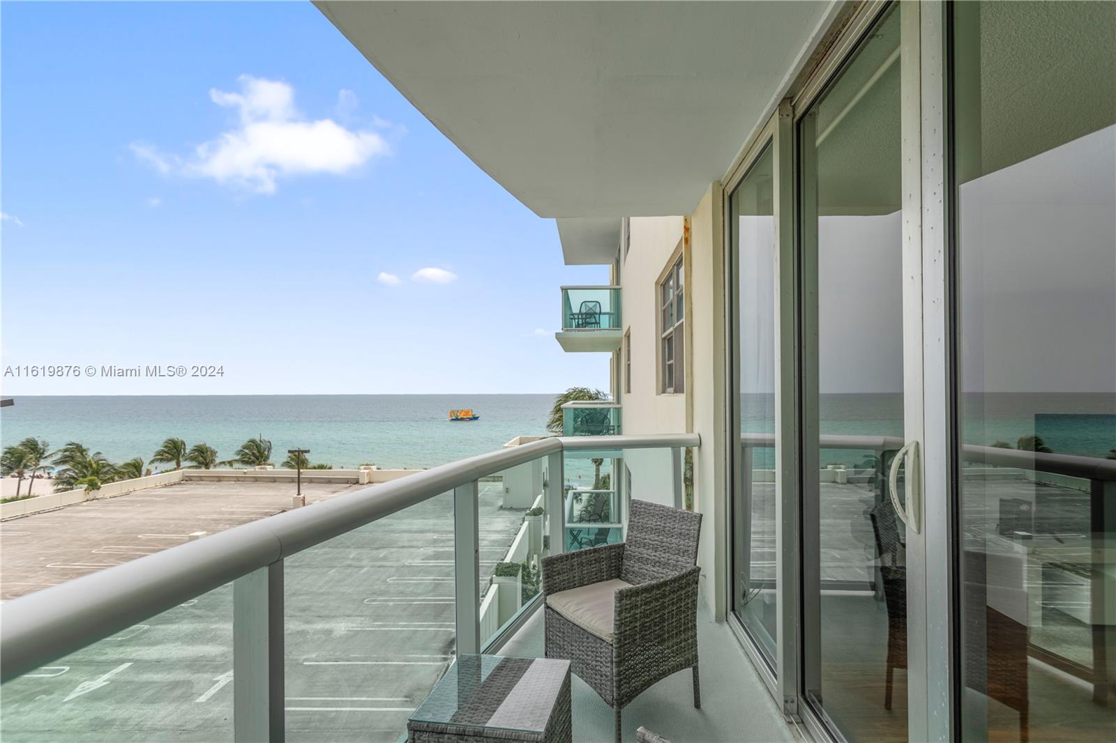 Tides Hollywood Beach - Residential