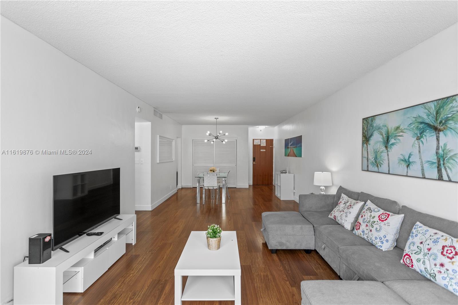 Tides Hollywood Beach - Residential