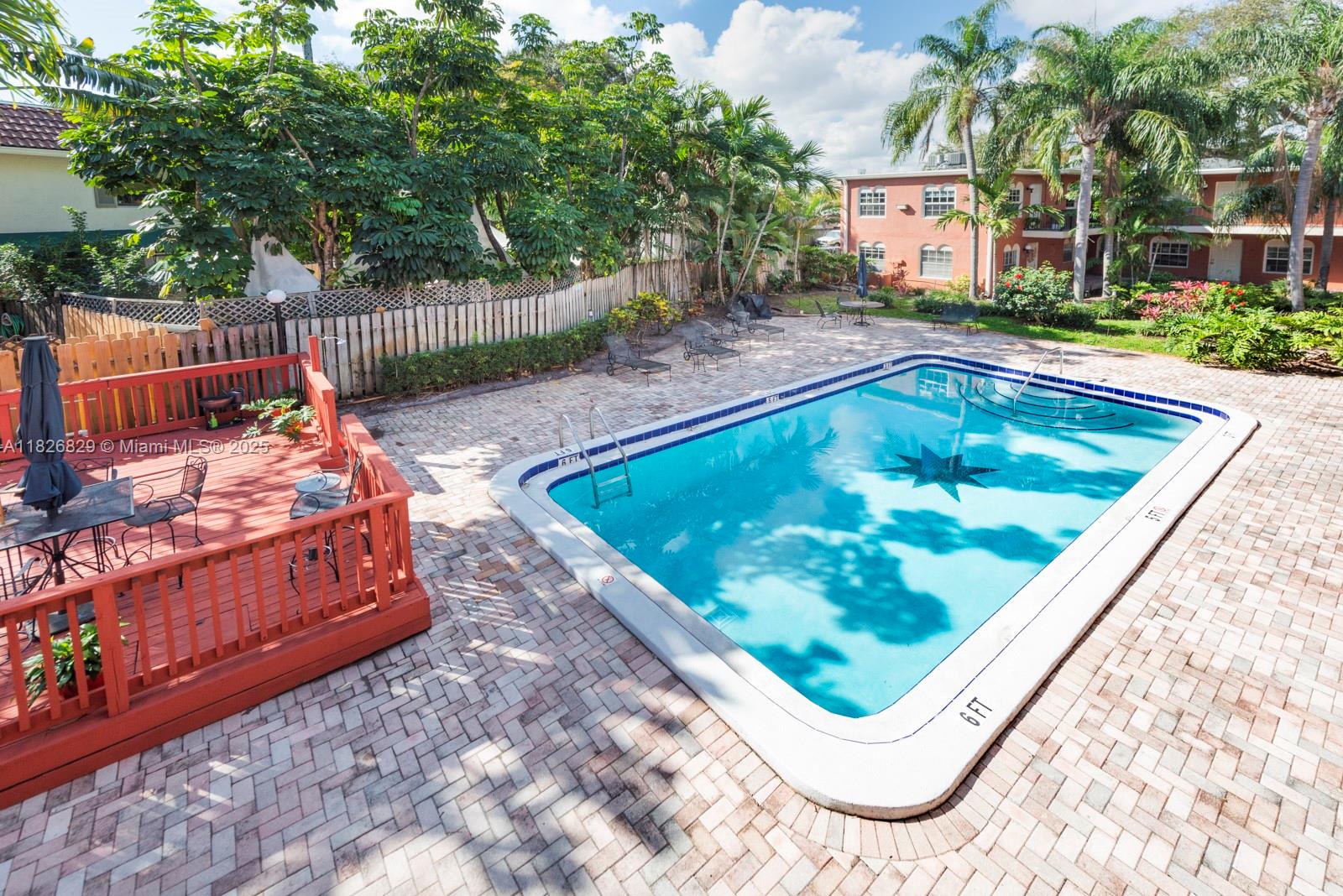 1405 Miami Rd 20