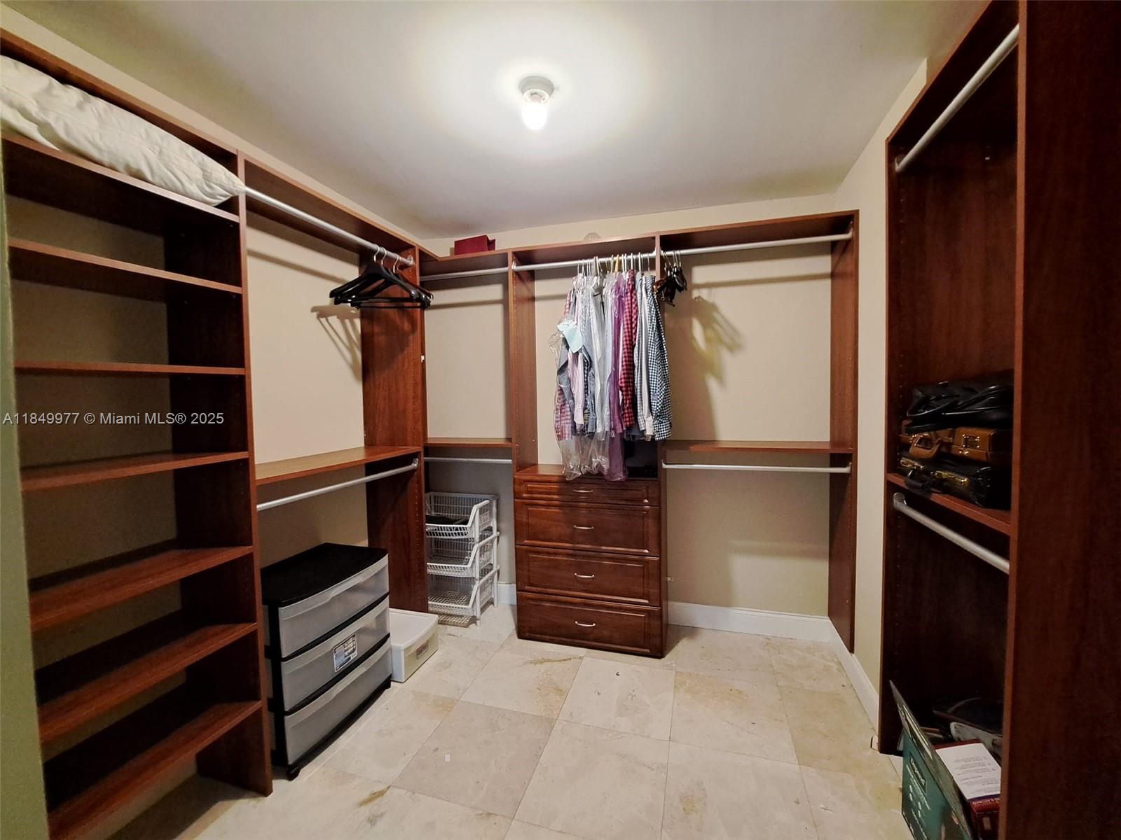 OCEANVIEW PARK CONDO - Residential