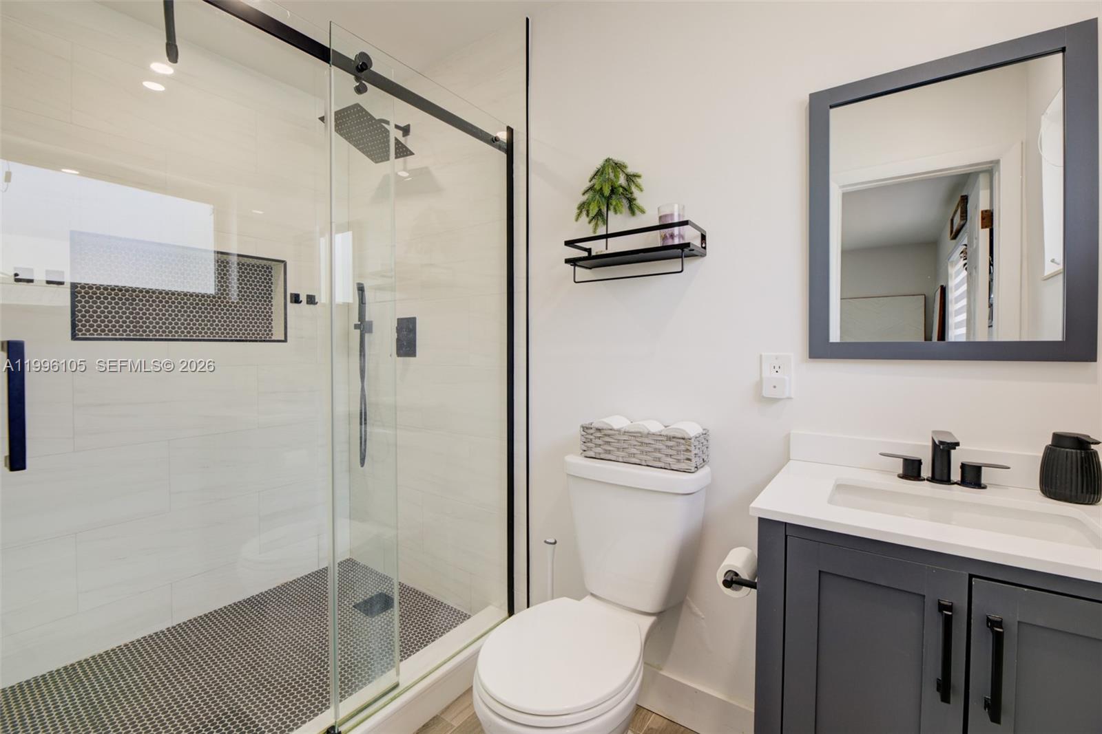 BOULEVARD HEIGHTS SEC 9 - Residential Lease