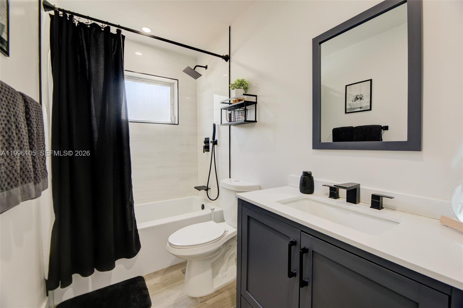 BOULEVARD HEIGHTS SEC 9 - Residential Lease