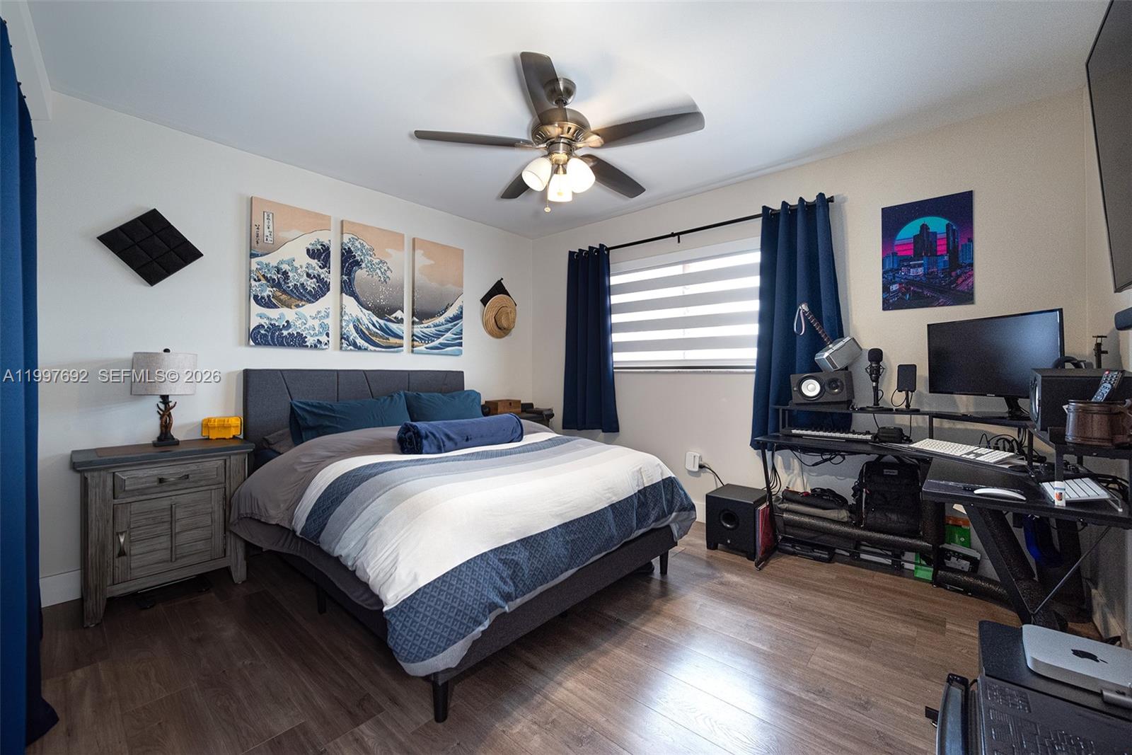 KENDALL LKS E LAKEVIEW TH - Residential