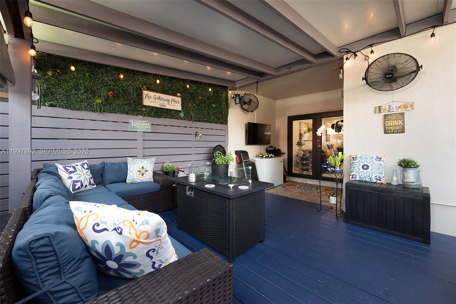 KENDALL LKS E LAKEVIEW TH - Residential