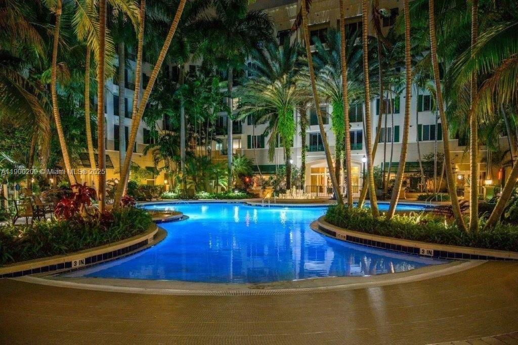 VERANDA CONDO - Residential Lease