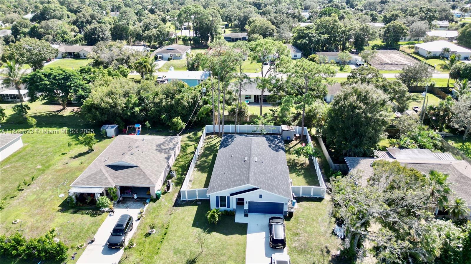 LAKEWOOD PARK UNIT 7 - Residential