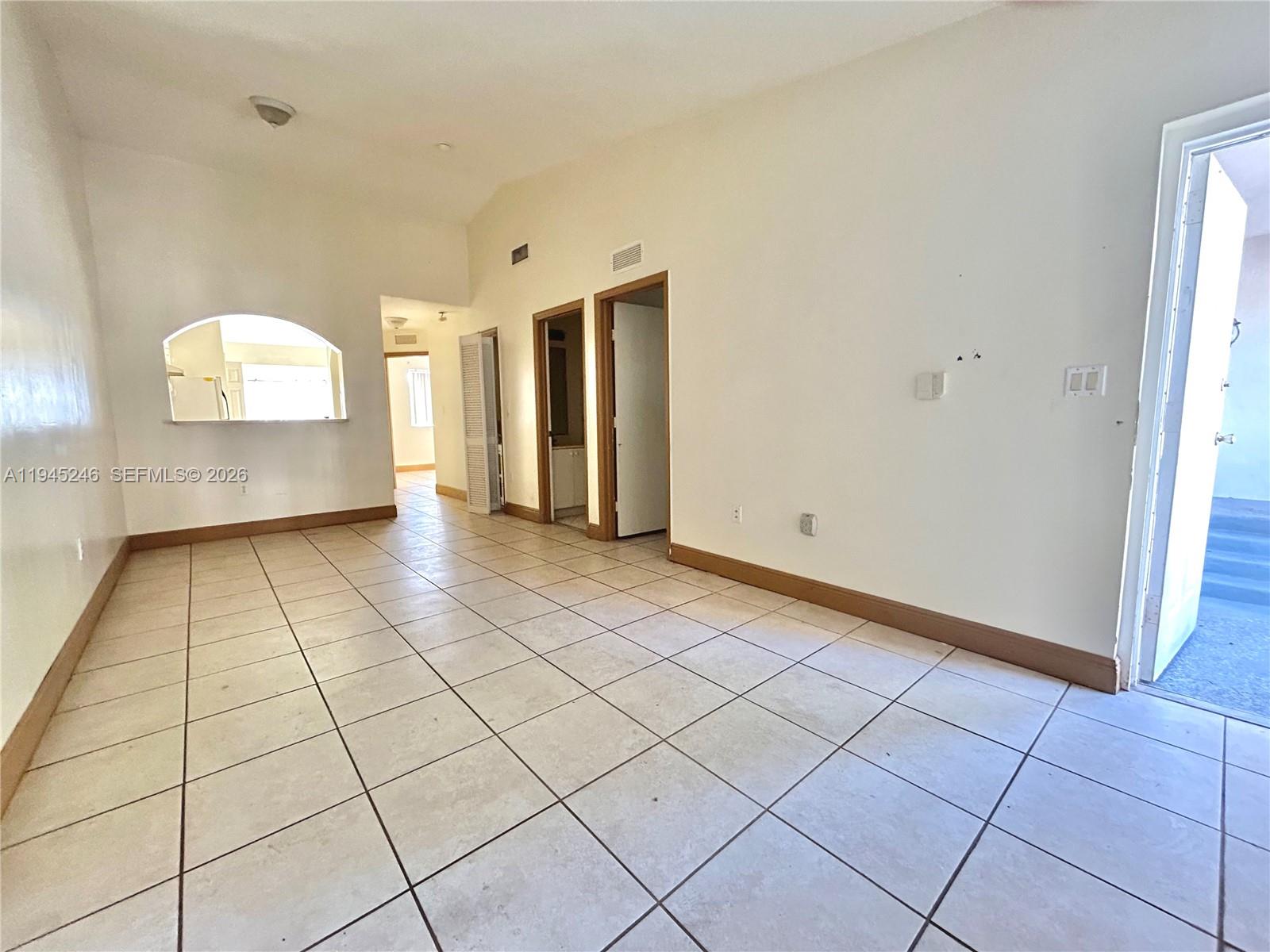 VENETIA GARDENS SOUTH CON - Residential