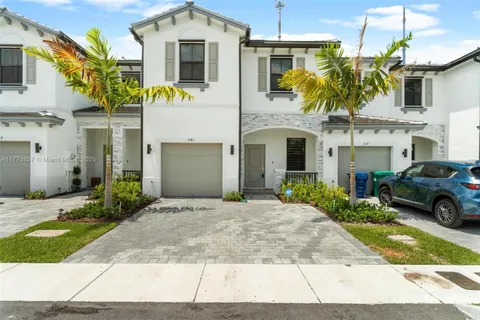 MLS: A11770857