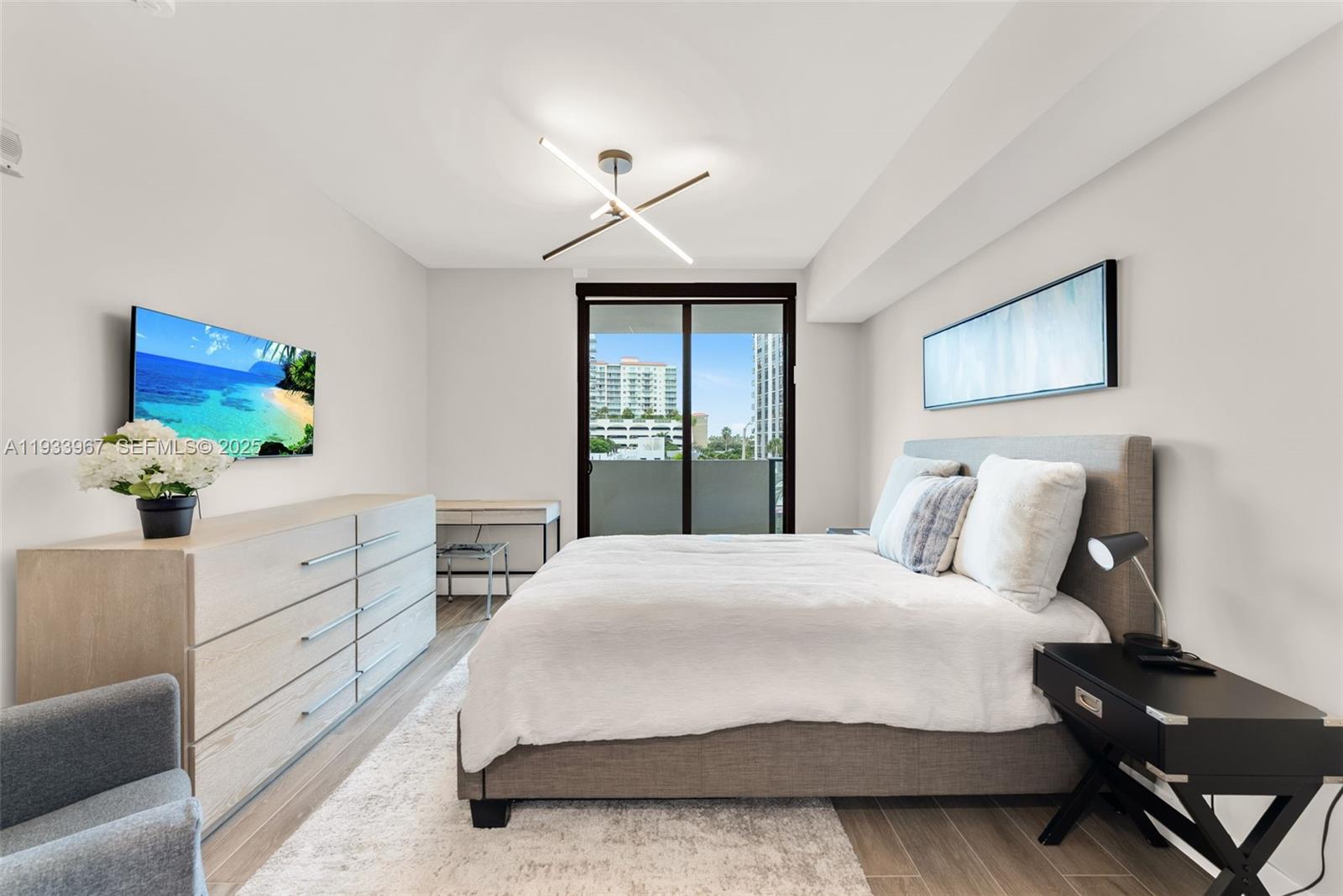 30 THIRTY NORTH OCEAN - Residential